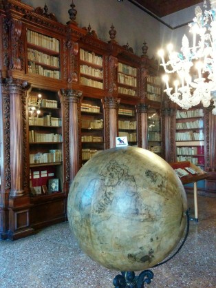 Beautiful library in the Museo Correr